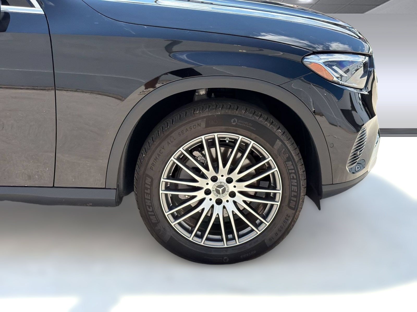 Used 2024 Mercedes-Benz GLC 300 4MATIC image 13