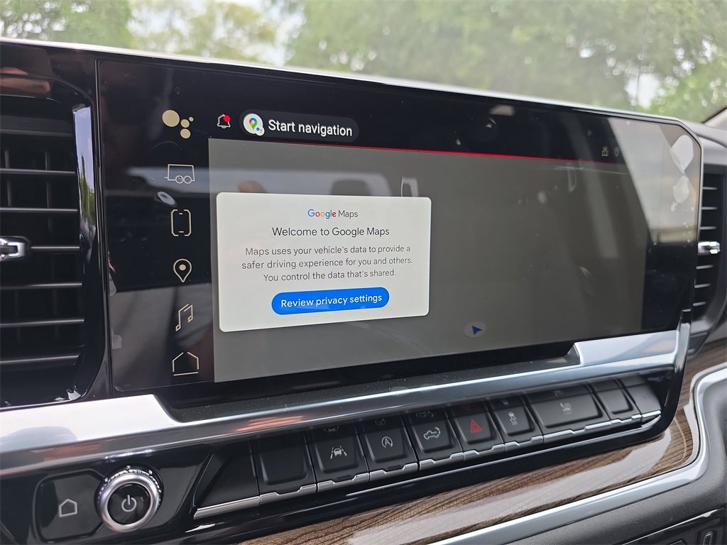 New 2025 GMC Sierra 1500 Elevation image 16