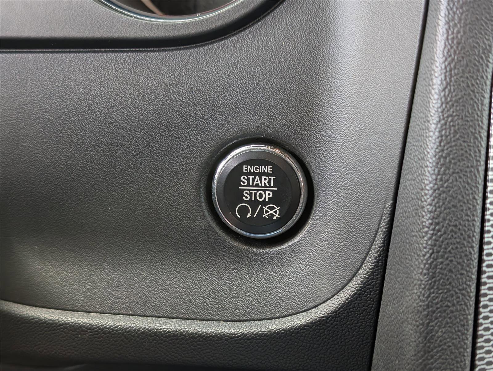 Used 2011 Dodge Challenger R/T w/ Sound Group II image 23