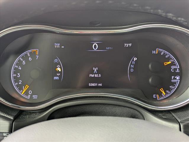 Used 2021 Jeep Grand Cherokee Laredo X image 12