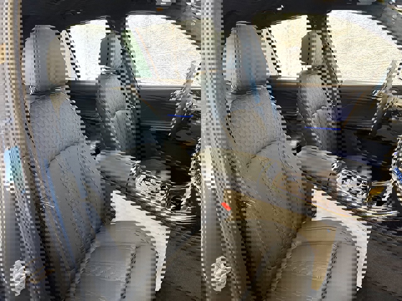 New 2026 BMW X7 xDrive40i w/ M Sport Package image 60