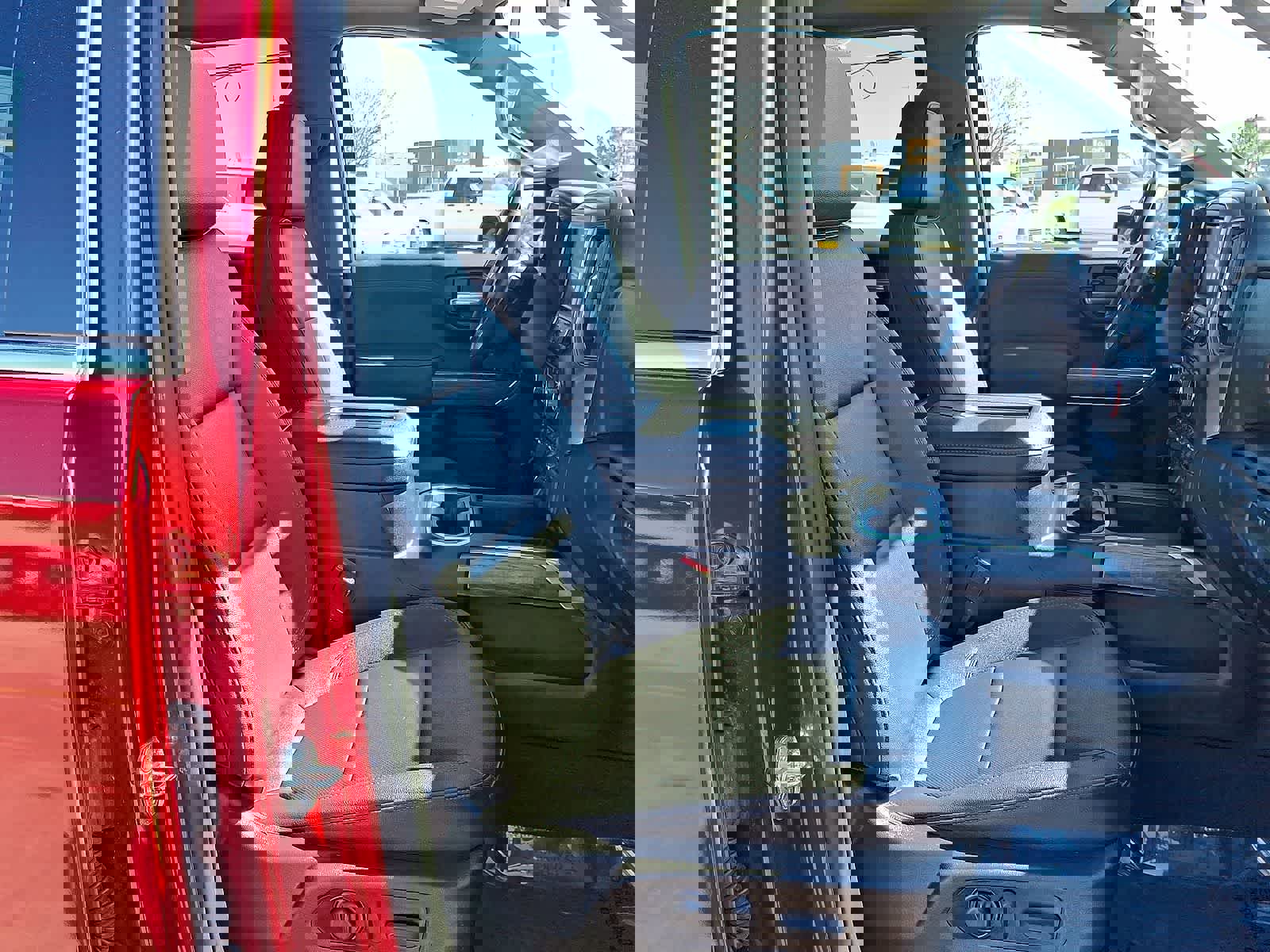 Used 2021 Chevrolet Silverado 1500 LTZ image 33