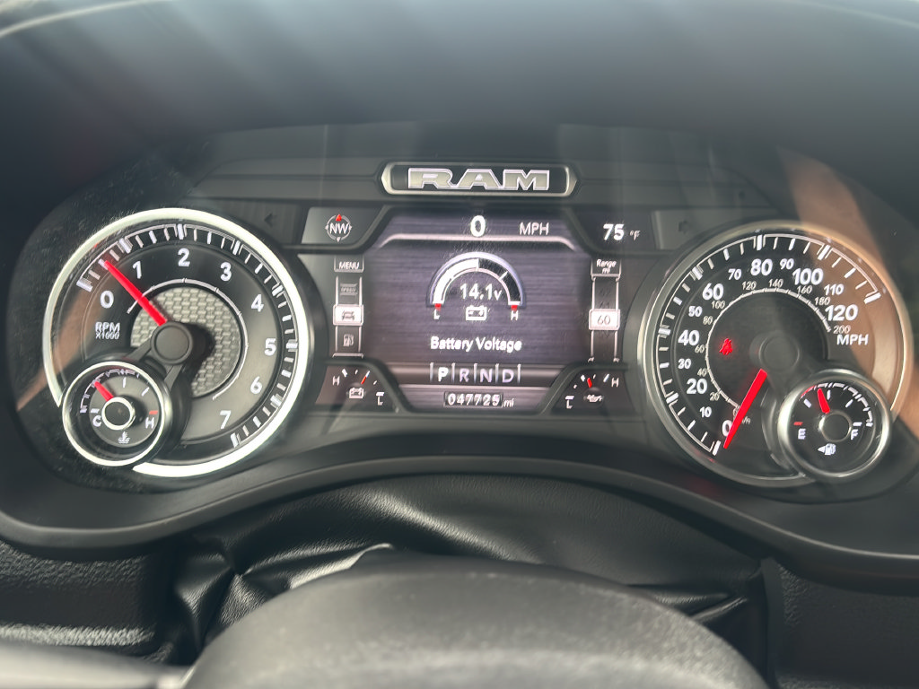 Used 2022 RAM 1500 Big Horn AWD/4WD image 24
