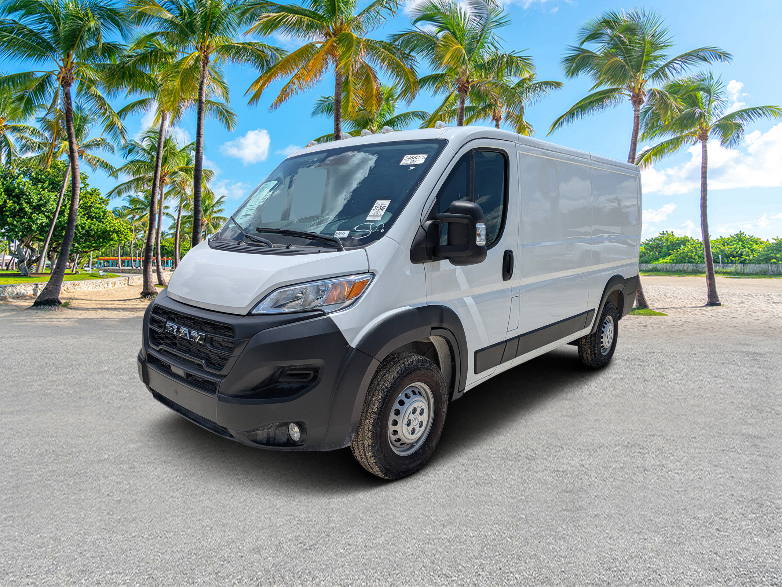 Used 2025 RAM ProMaster 2500 w/ Convenience Group FWD image 8