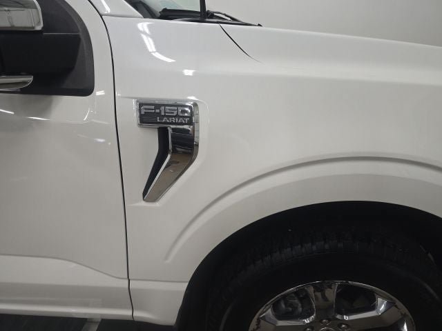 Used 2022 Ford F150 Lariat w/ Equipment Group 502A High AWD/4WD image 3