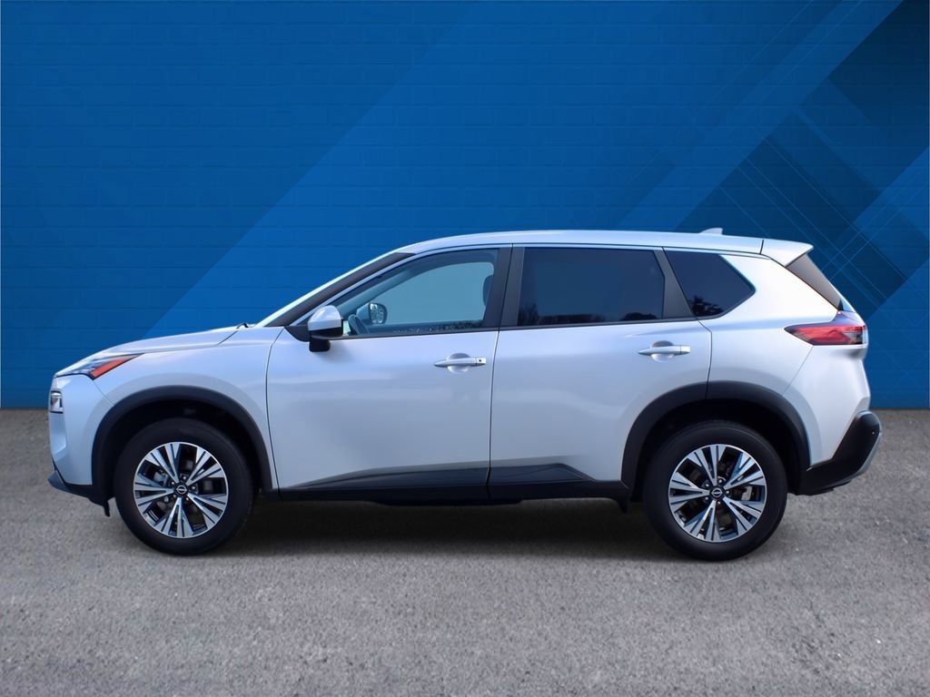 Used 2023 Nissan Rogue SV image 5
