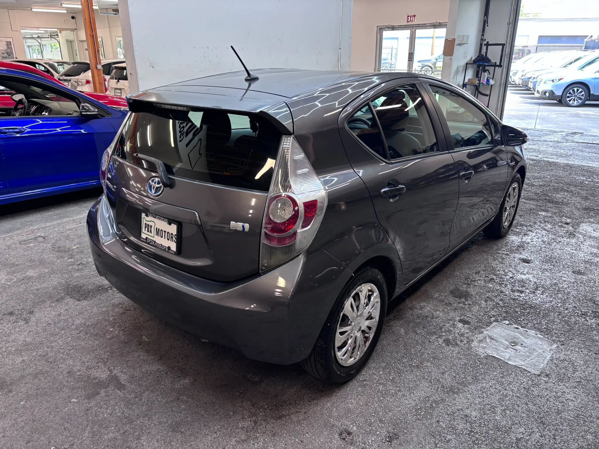 Used 2013 Toyota Prius C Two FWD image 5