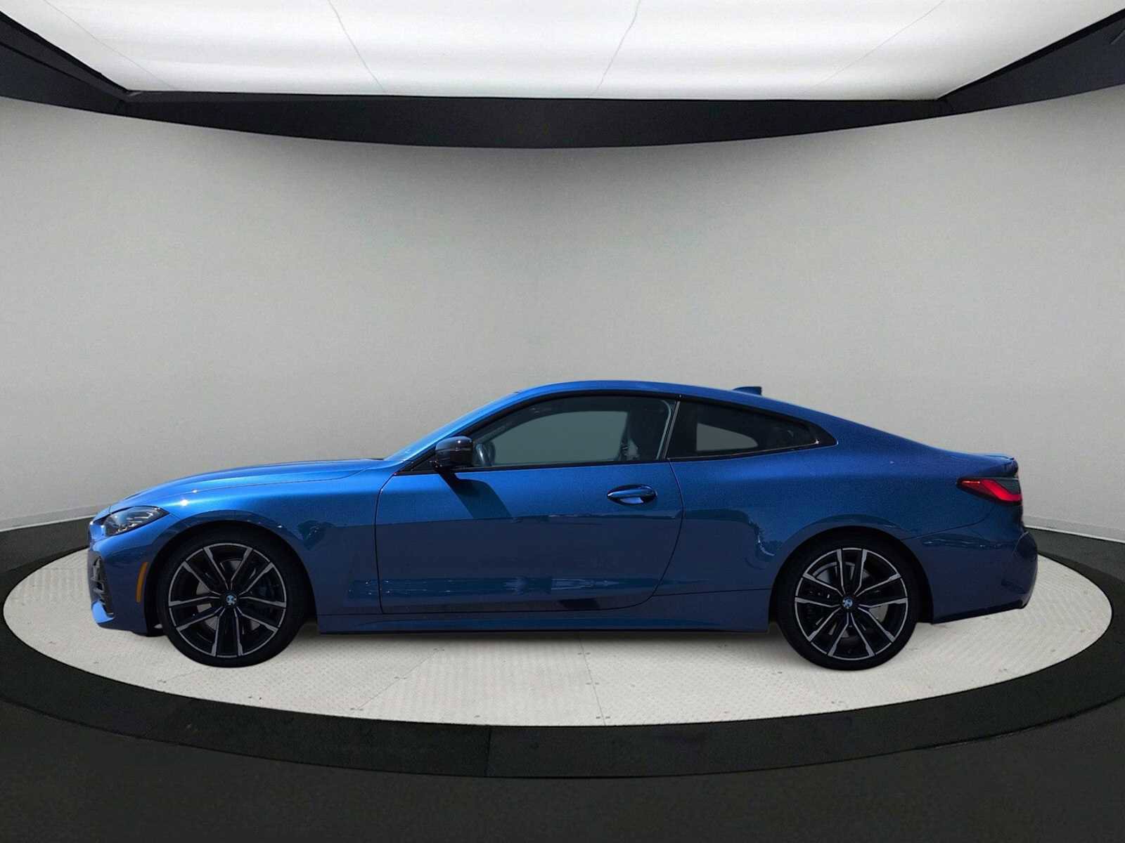 Certified 2023 BMW 430i xDrive Coupe w/ M Sport Package AWD/4WD image 5