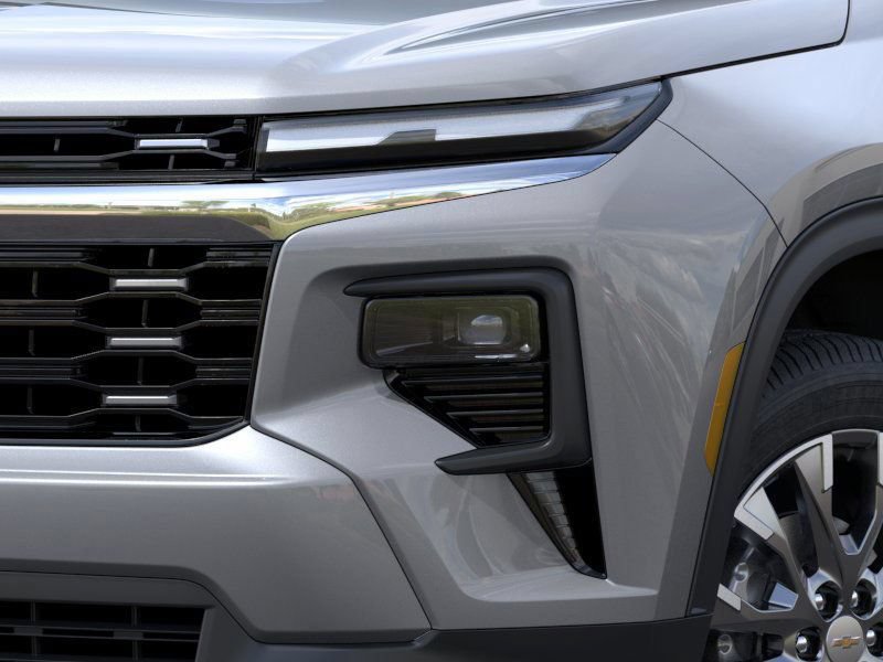 New 2026 Chevrolet Traverse LT w/ Sun and Wheel Package FWD image 10