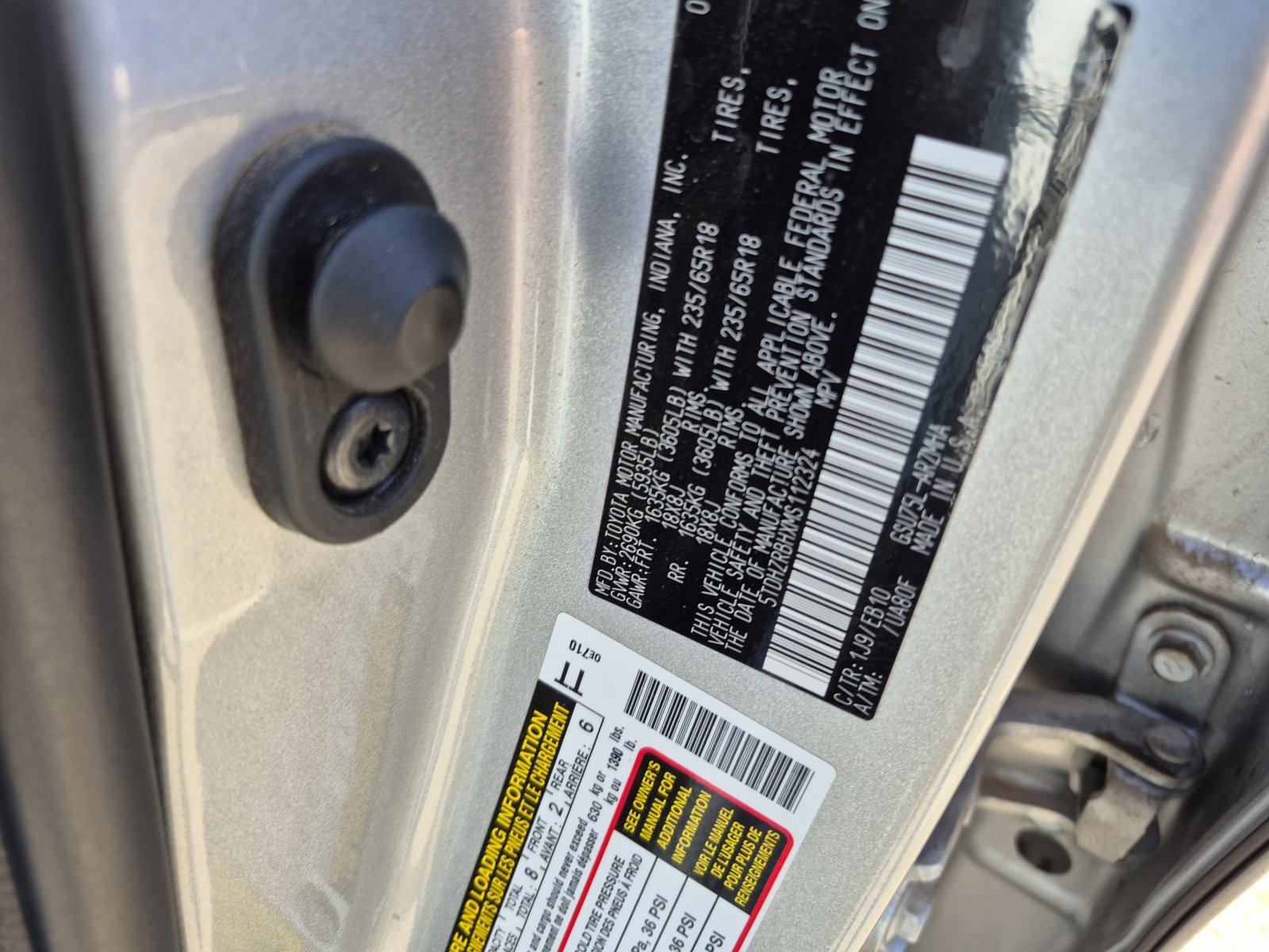 Used 2021 Toyota Highlander XLE image 26