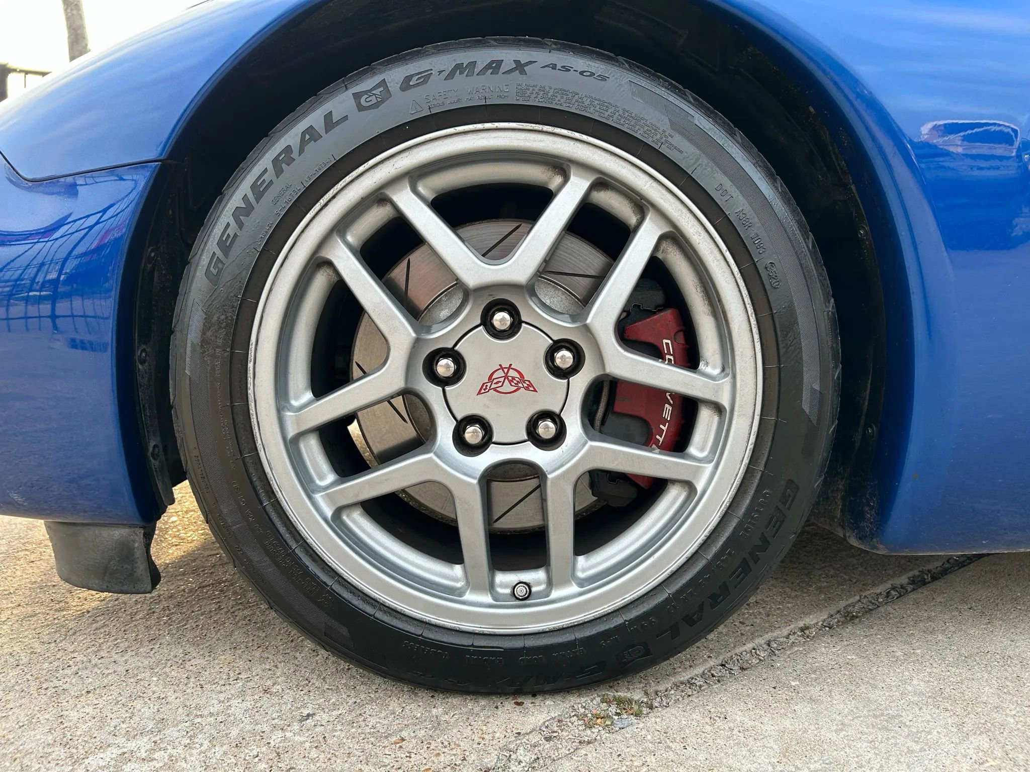 Used 2002 Chevrolet Corvette Coupe w/ Preferred Equipment Group2 image 27