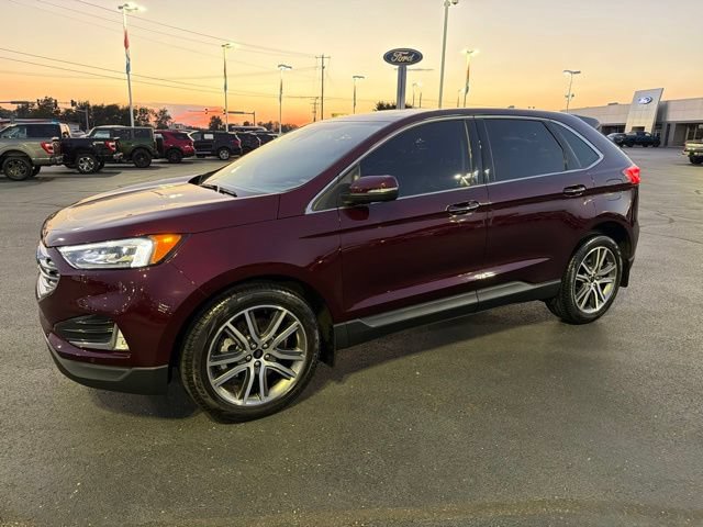 Used 2024 Ford Edge Titanium w/ Equipment Group 301A AWD/4WD image 11
