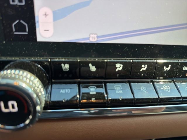 Used 2026 GMC Canyon AT4 w/ Technology Plus Package AWD/4WD image 16
