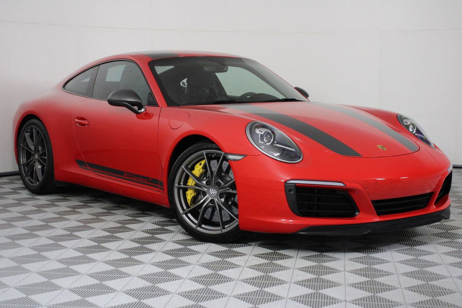 Certified 2019 Porsche 911 Carrera T RWD image 14