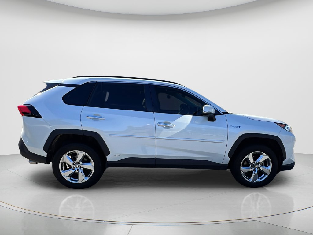 Used 2021 Toyota RAV4 Limited AWD/4WD image 4