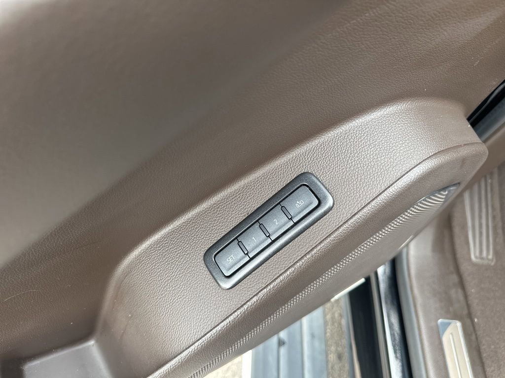 Used 2020 GMC Yukon XL Denali w/ Denali Premium Package image 20