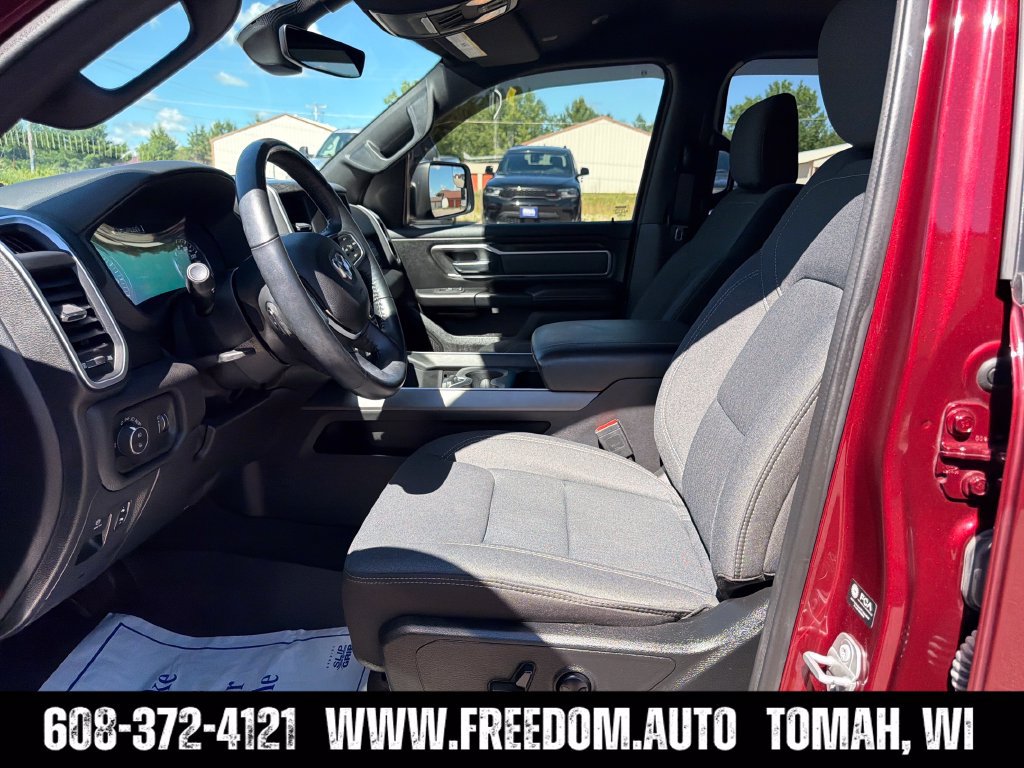 Used 2022 RAM 1500 Big Horn AWD/4WD image 9