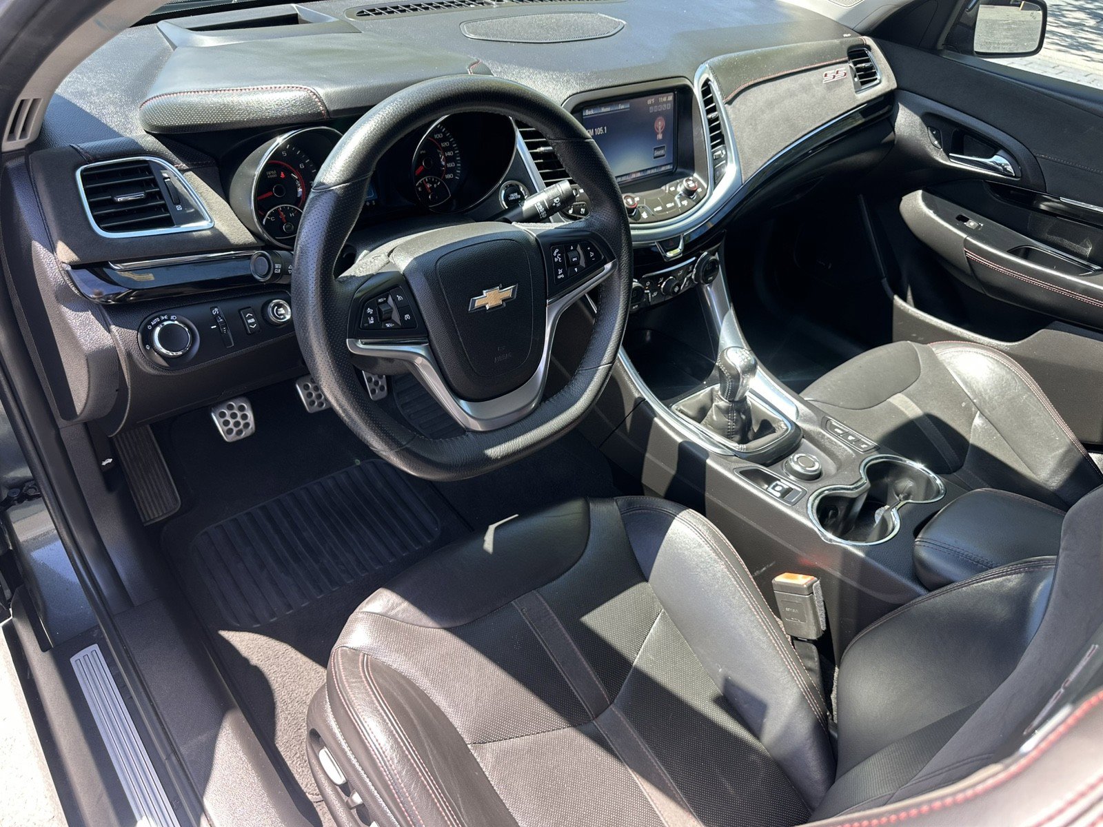 Used 2017 Chevrolet SS RWD image 17