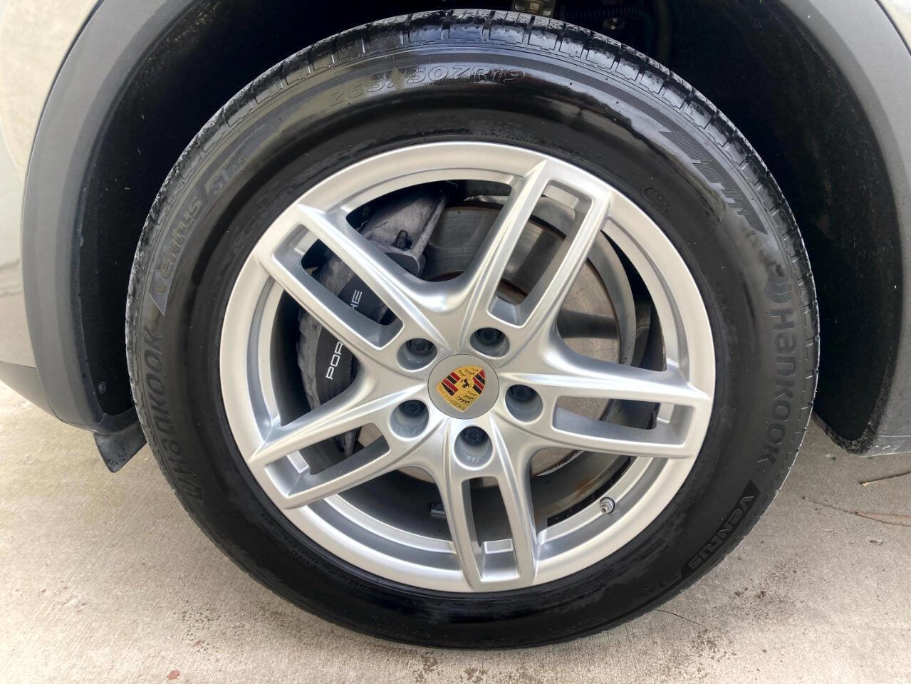 Used 2014 Porsche Cayenne AWD/4WD image 41