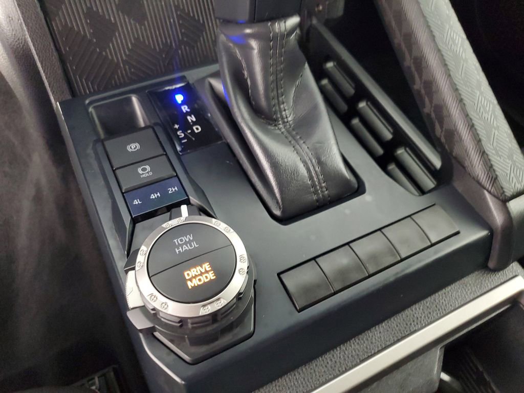 Used 2025 Toyota Tacoma TRD Sport image 18