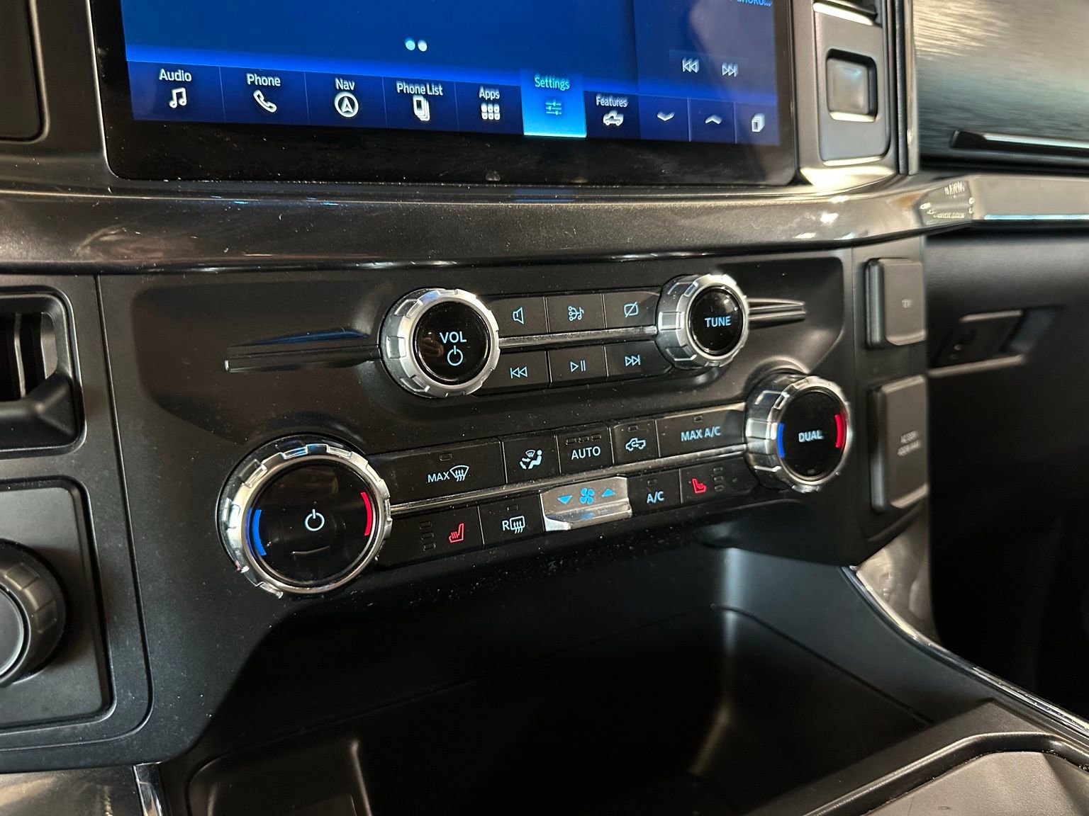 Used 2022 Ford F150 XLT w/ Equipment Group 302A High image 29