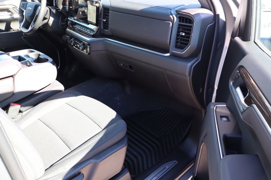 New 2026 Chevrolet Silverado 1500 LT image 45