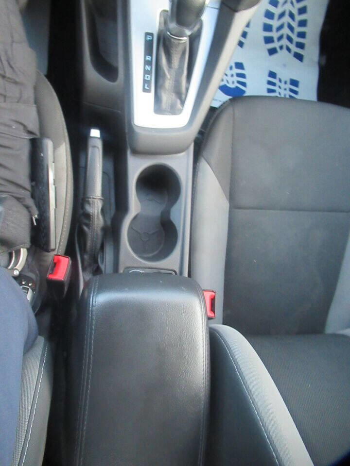 Used 2014 Ford Focus SE image 22