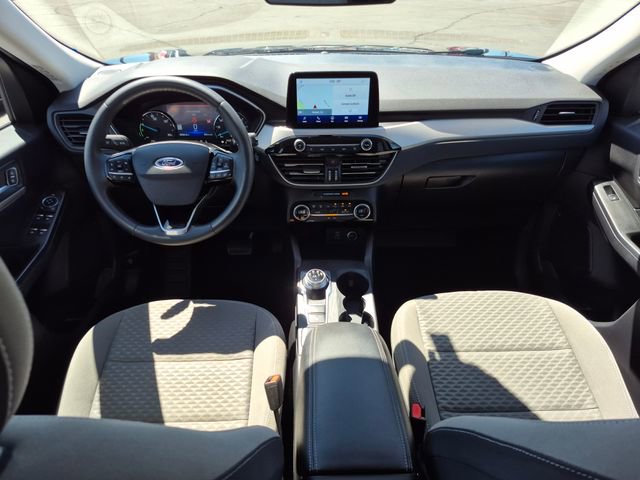 Used 2021 Ford Escape SE w/ SE Sport Appearance Package image 17