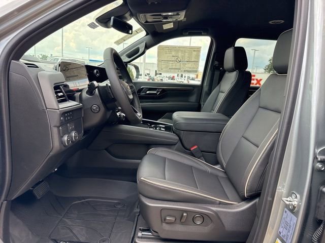 New 2025 Chevrolet Suburban Premier image 33