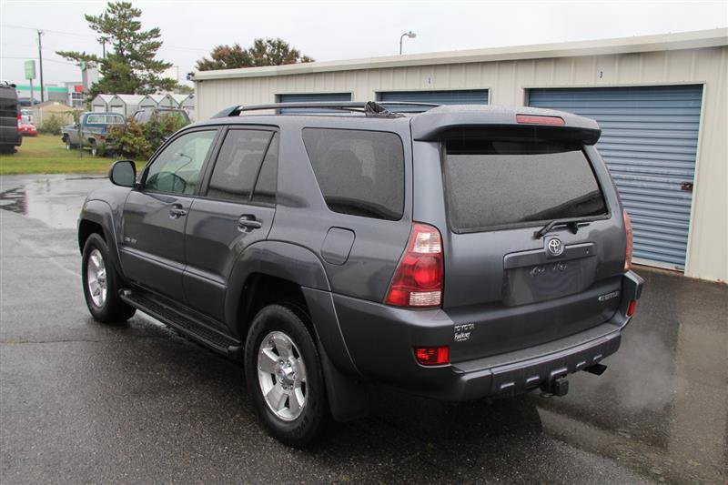 Used 2005 Toyota 4Runner SR5 AWD/4WD image 7