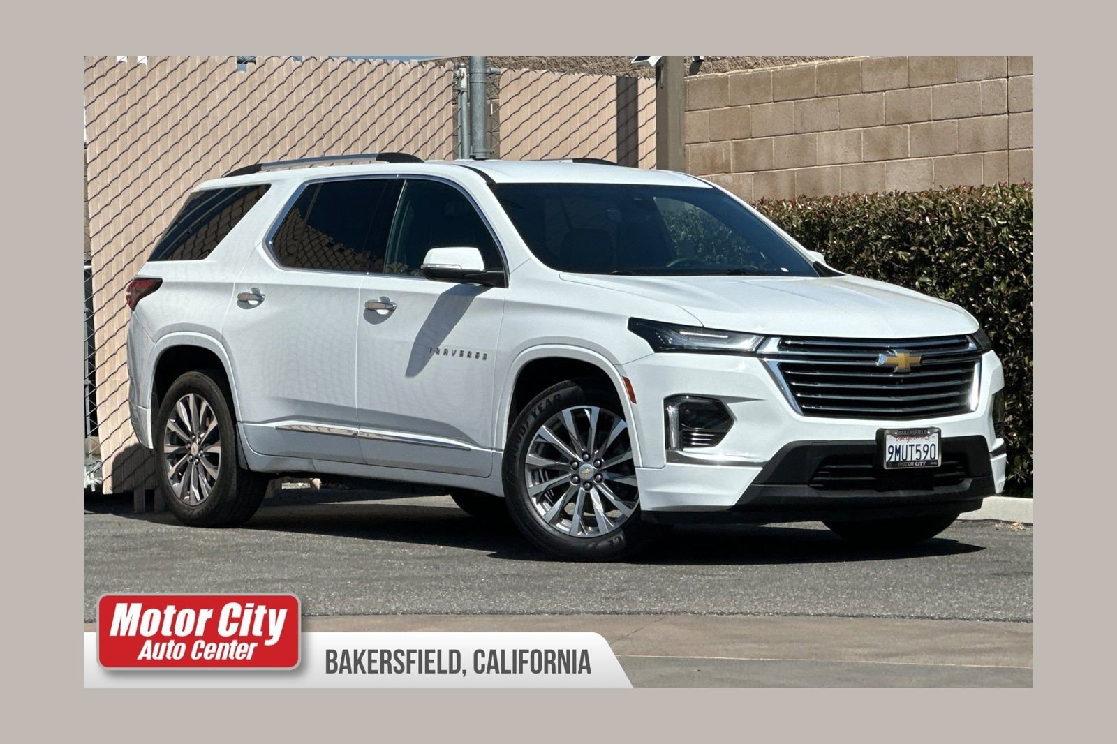 Certified 2022 Chevrolet Traverse Premier AWD/4WD image 1