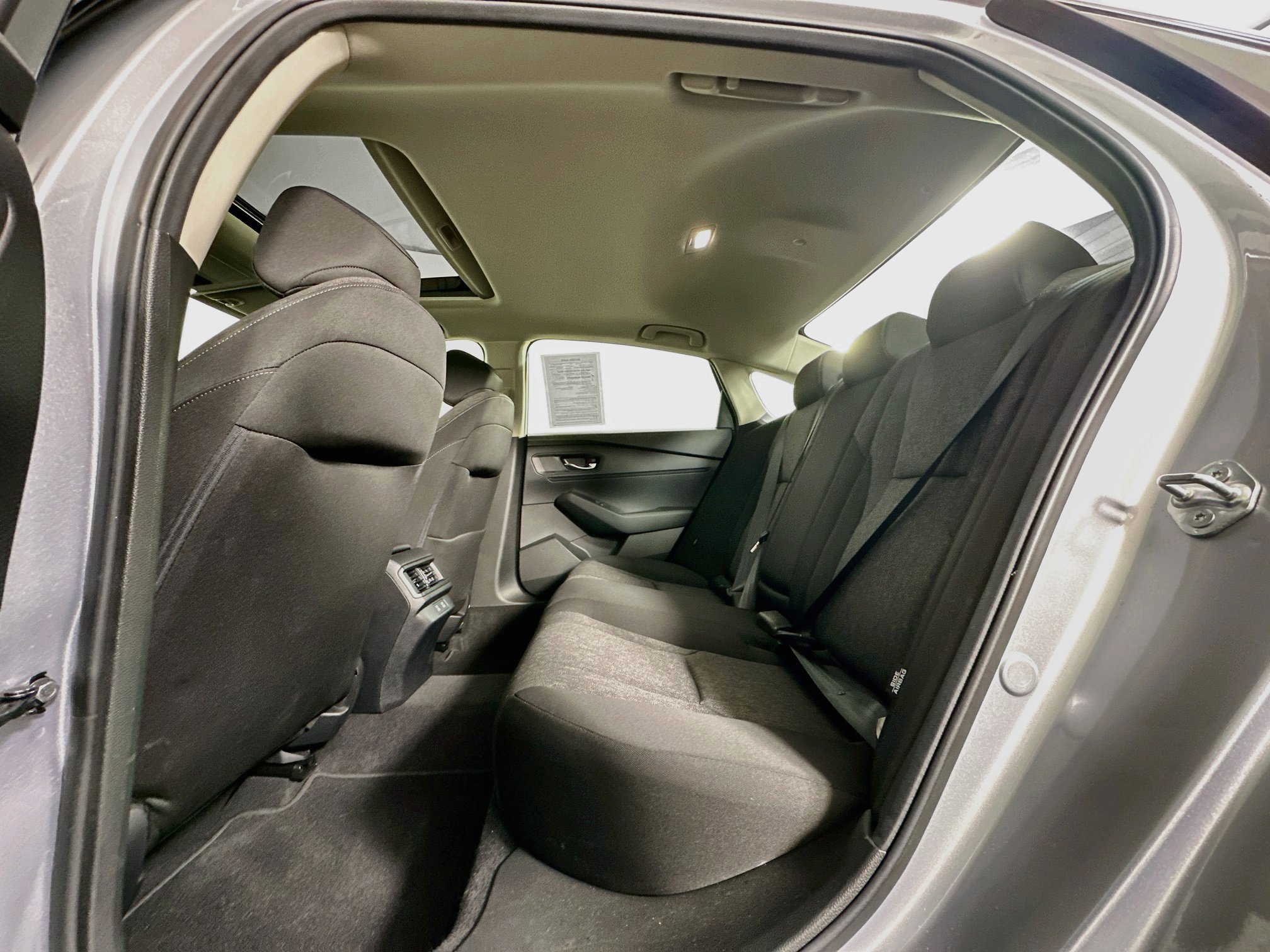 Used 2025 Honda Accord SE image 30