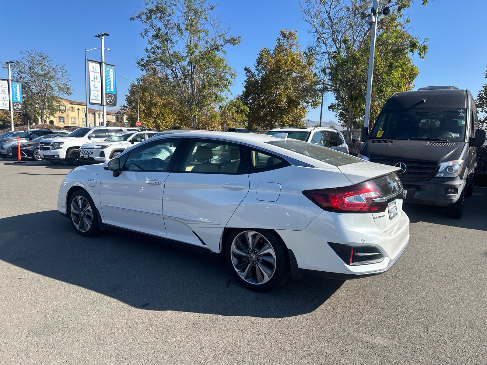 Used 2021 Honda Clarity Touring image 4