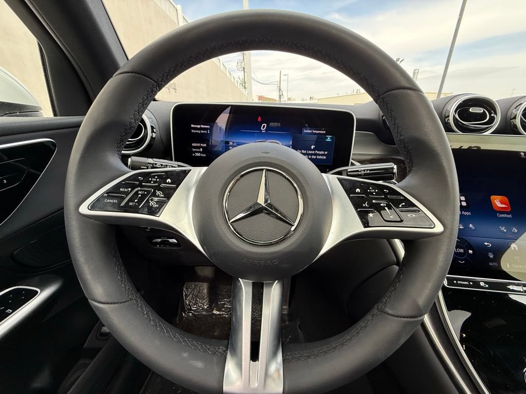 Used 2026 Mercedes-Benz GLC 300 4MATIC image 13