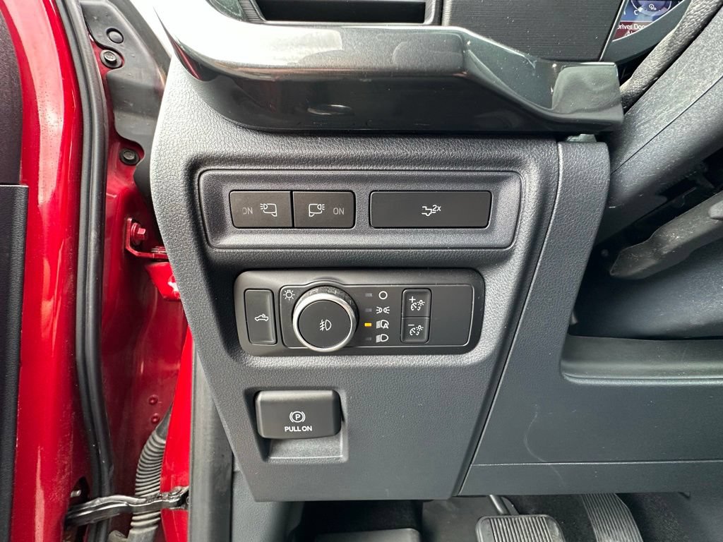 Used 2022 Ford F150 XLT w/ Equipment Group 302A High AWD/4WD image 3