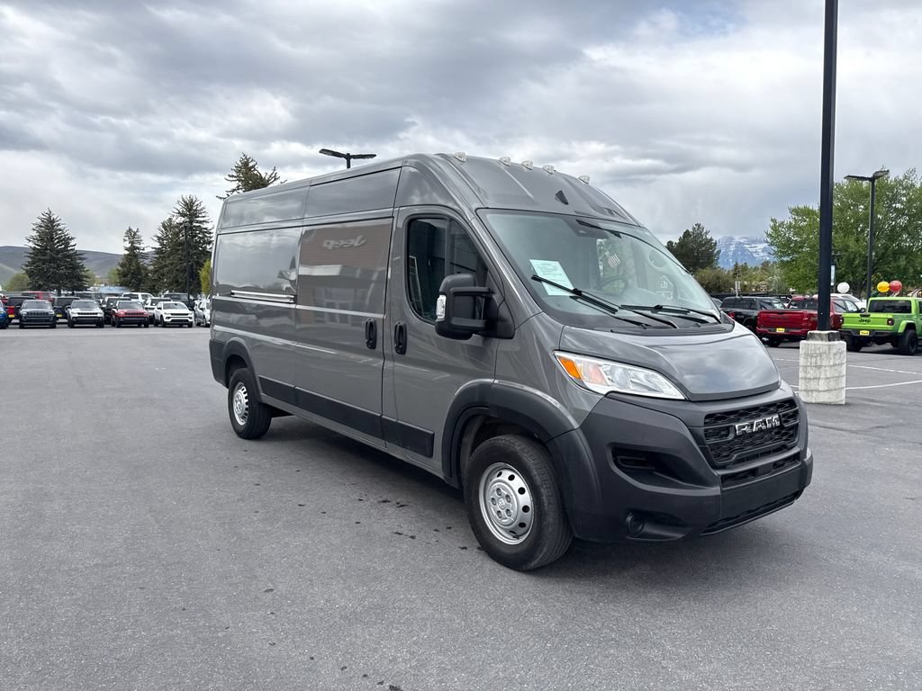 Used 2025 RAM ProMaster 2500 FWD image 3