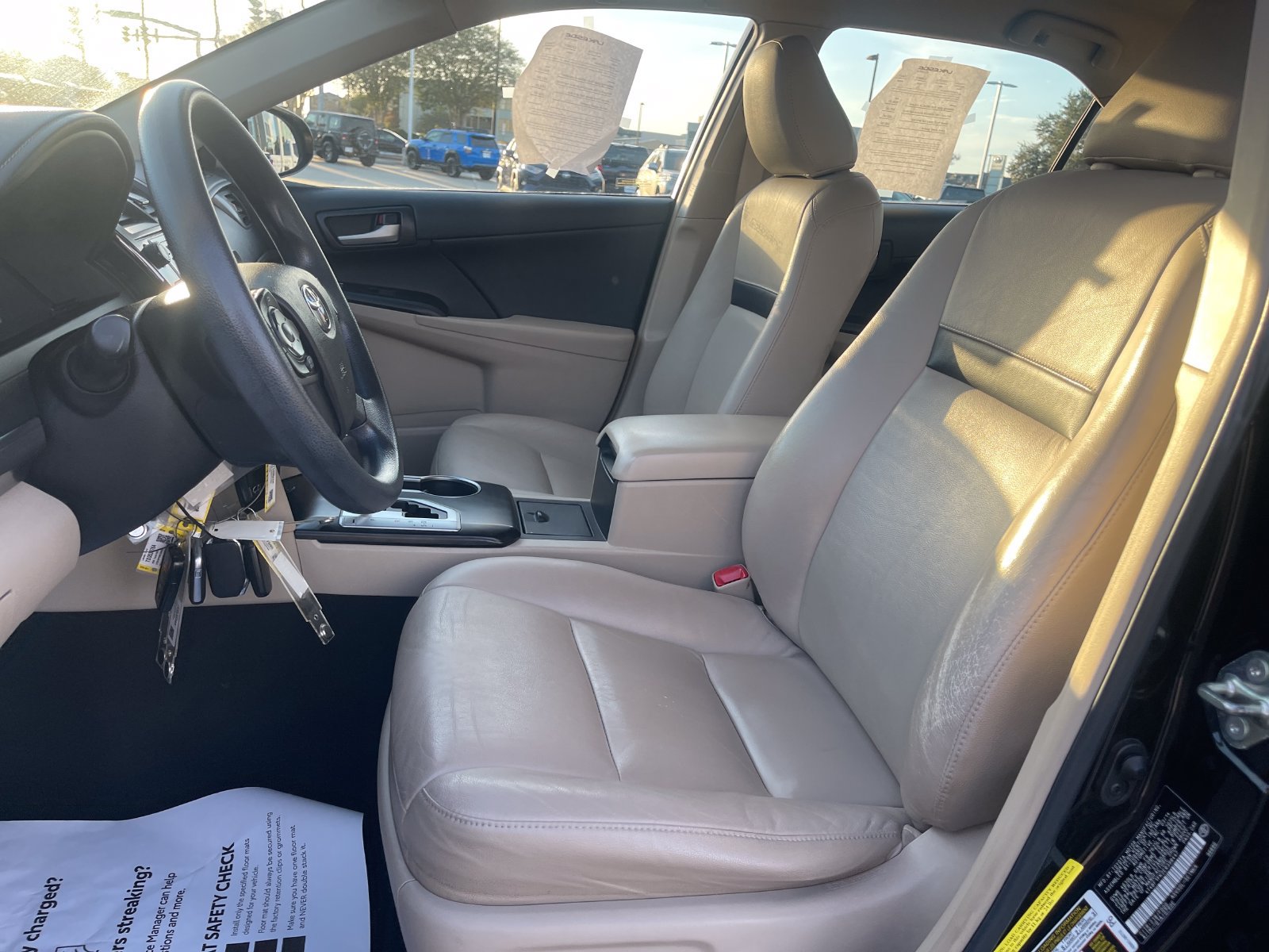 Used 2014 Toyota Camry LE FWD image 24