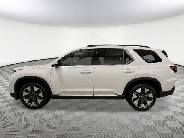 New 2026 Honda Pilot Touring image 3