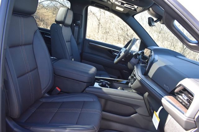 New 2026 Chevrolet Suburban High Country image 20