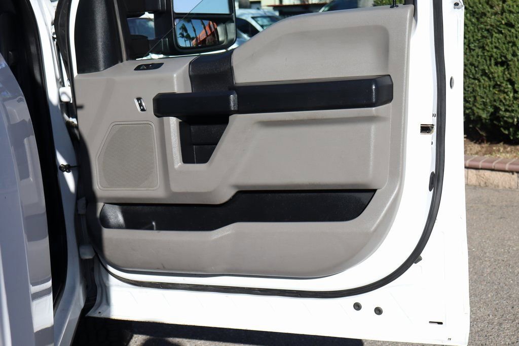 Used 2020 Ford F350 XL w/ Power Equipment Group image 39