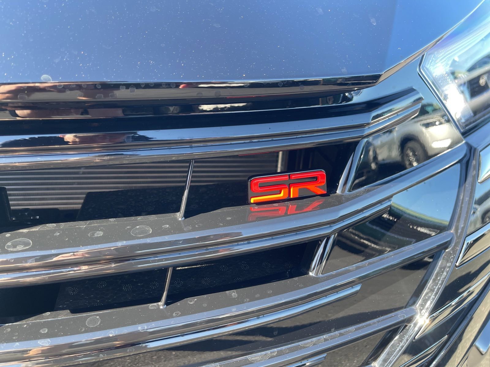 New 2025 Nissan Versa SR image 4