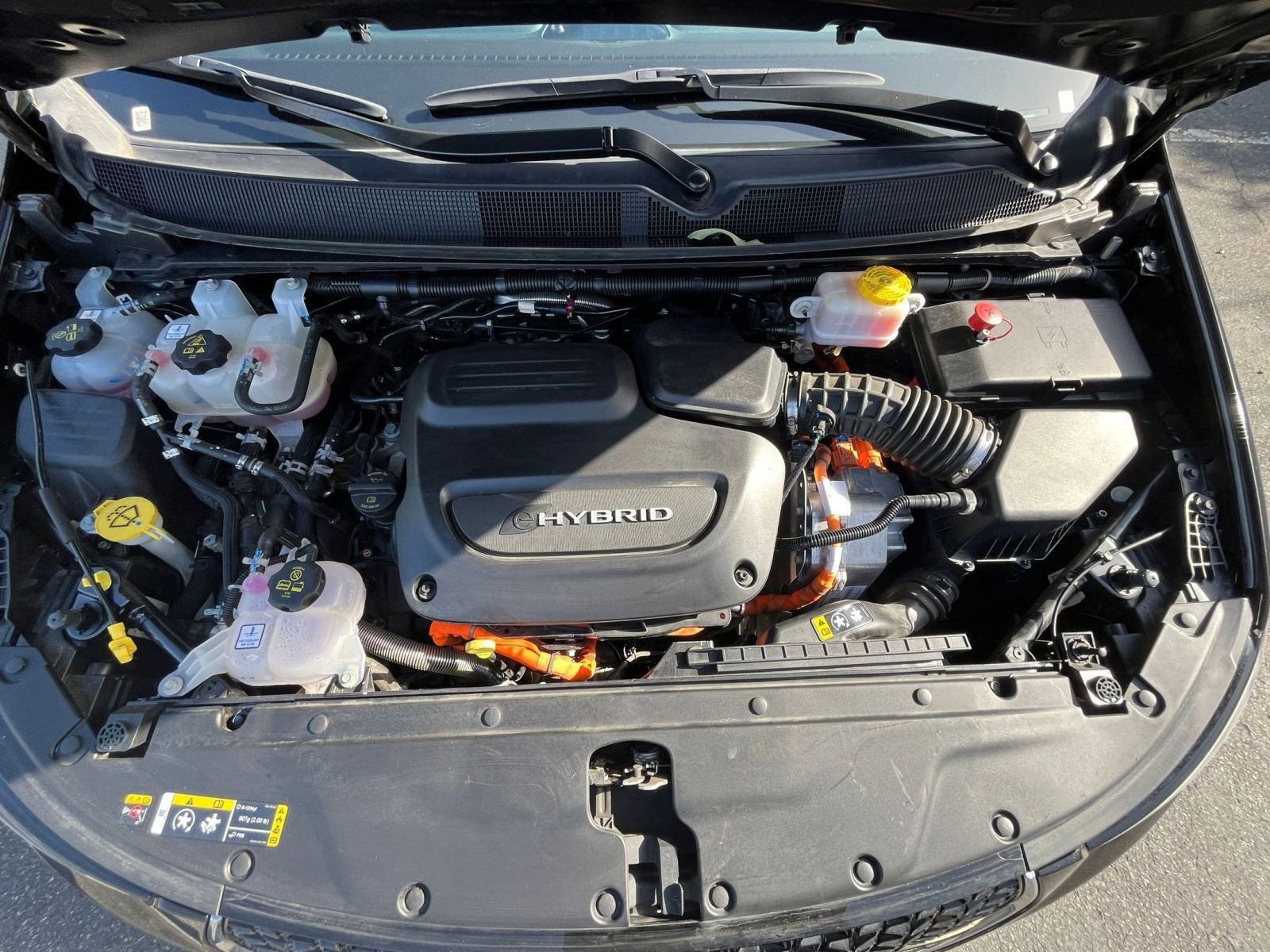 Used 2023 Chrysler Pacifica Touring-L FWD image 33