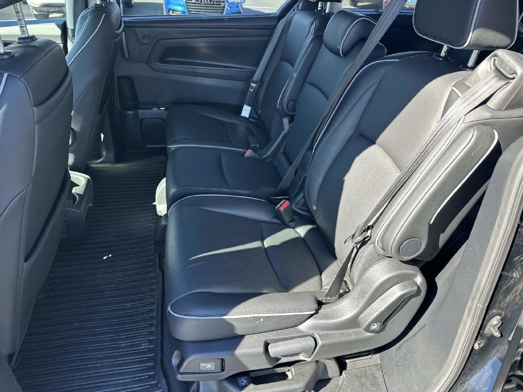 Used 2025 Honda Odyssey Touring image 12