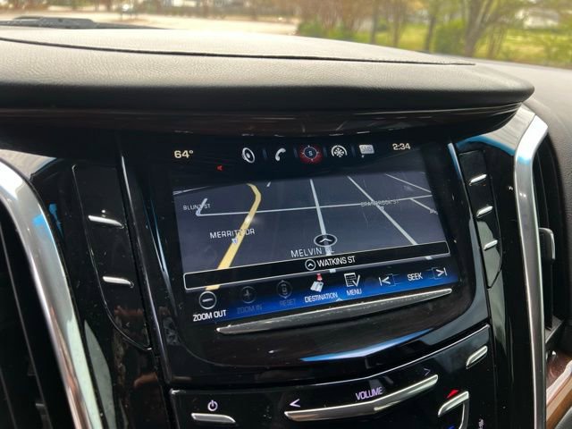 Used 2016 Cadillac Escalade Luxury AWD/4WD image 42