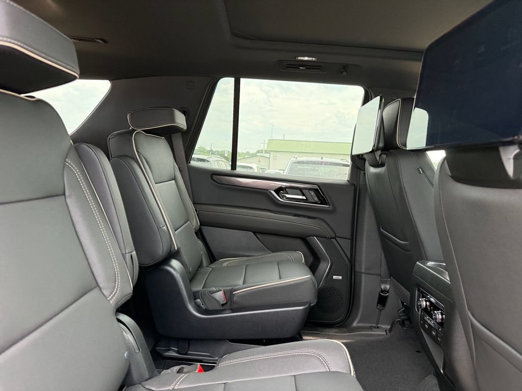 New 2026 GMC Yukon Elevation w/ Elevation Premium Package AWD/4WD image 40