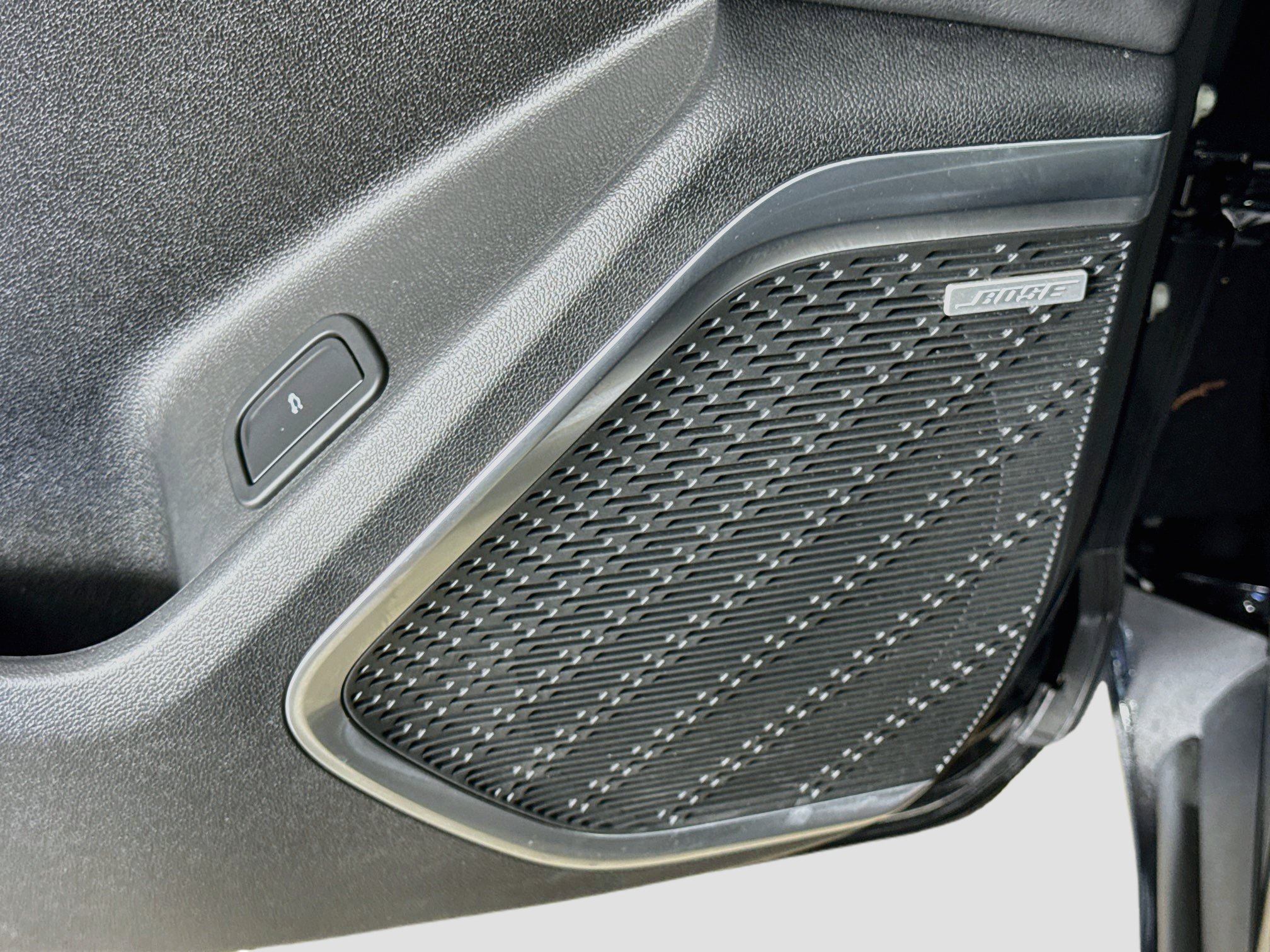 Used 2025 Buick Enclave Preferred FWD image 21