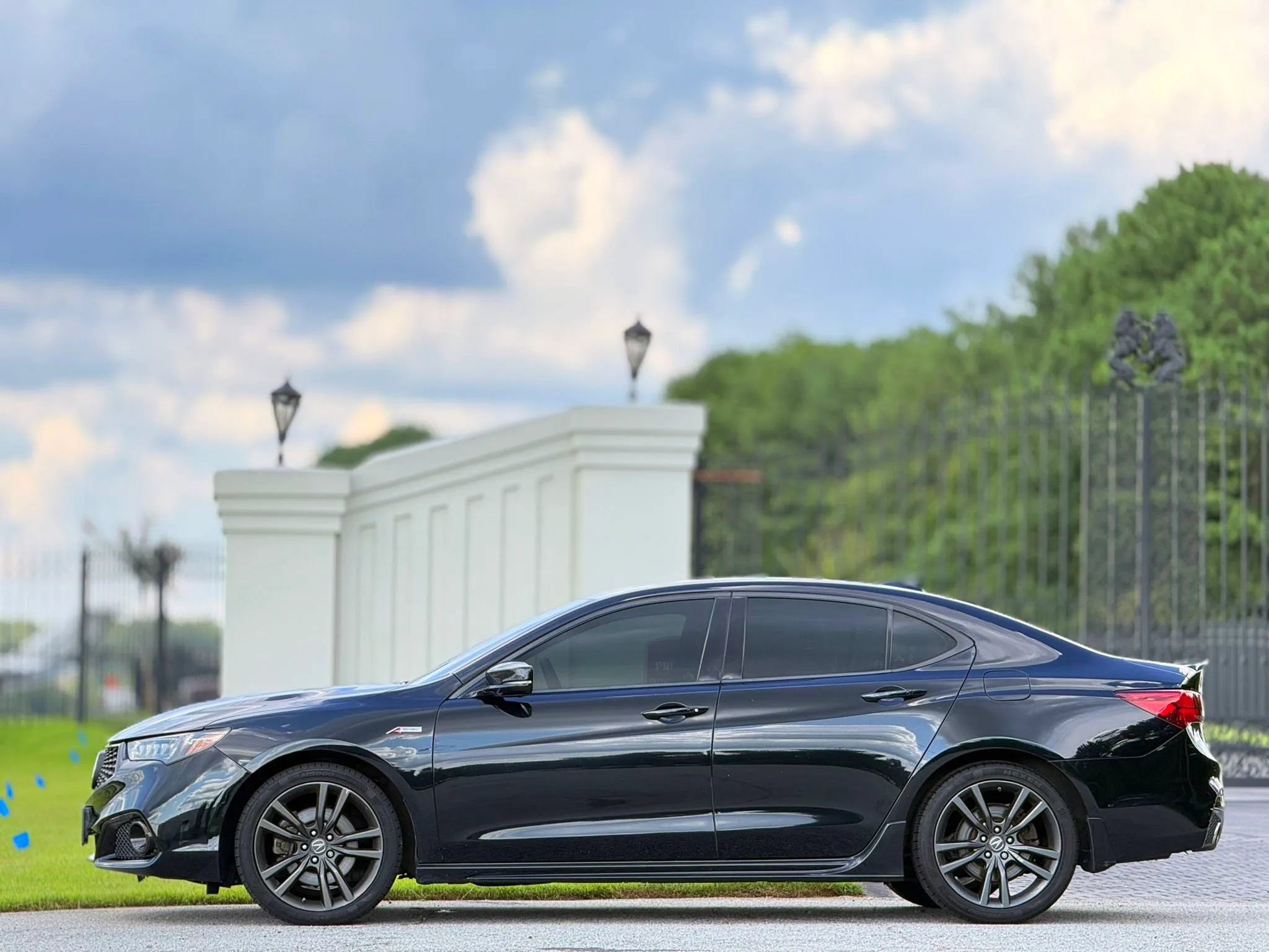 Used 2020 Acura TLX w/ A-SPEC Package FWD image 7