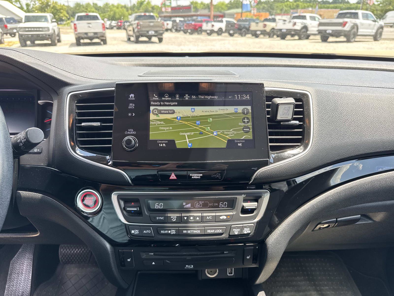 Used 2020 Honda Pilot Touring image 25