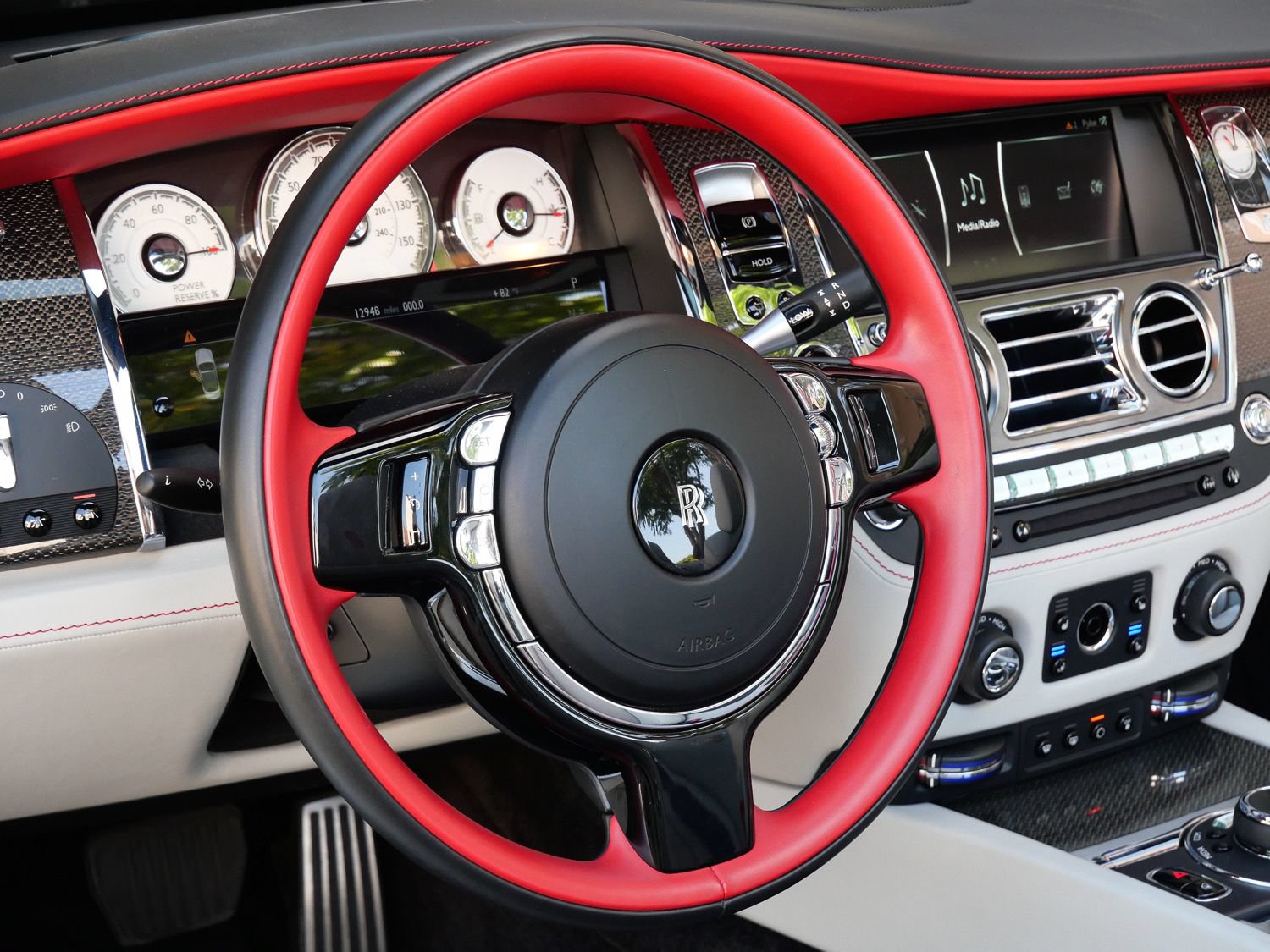 Certified 2020 Rolls-Royce Dawn RWD image 17