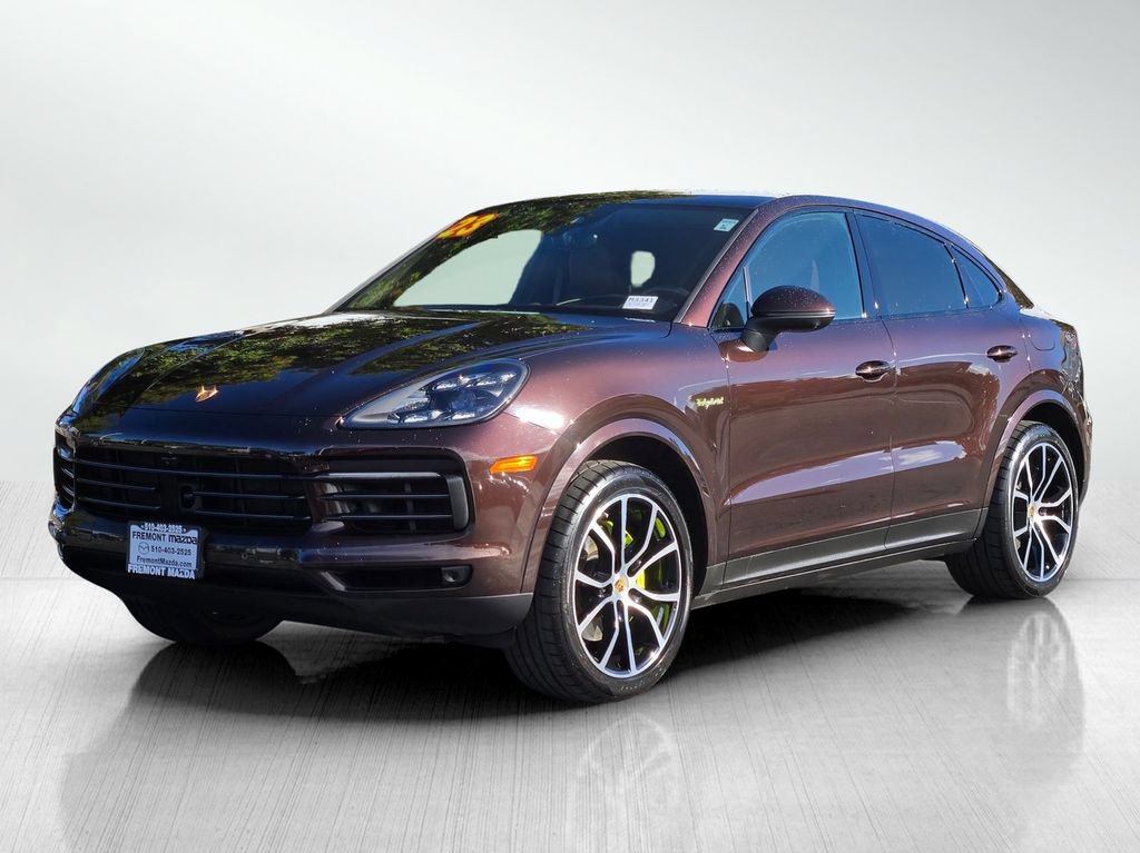 Used 2023 Porsche Cayenne Platinum Edition w/ Premium Package Plus (PIA) AWD/4WD image 8